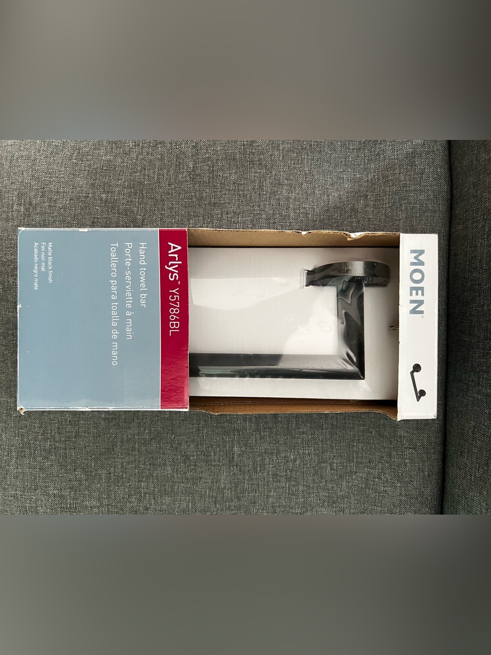 New in Box Moen Arlys Y5786BL Hand Towel Bar Matte Black Finish